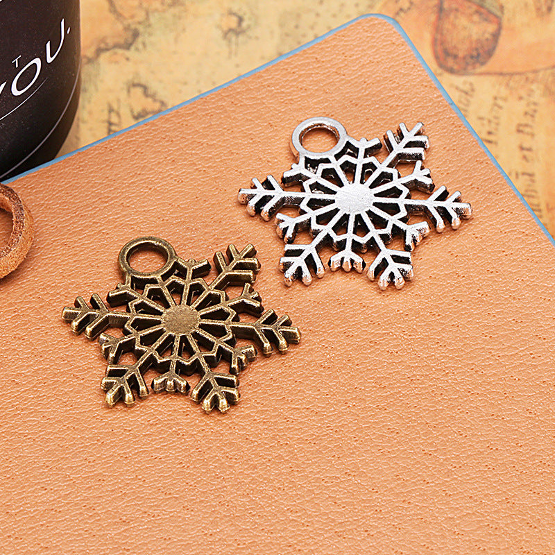 Vintage Snowflake Alloy Charm Pendant 26x24mm