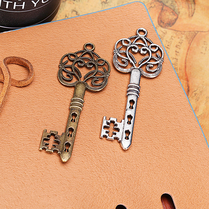 62x22mm Vintage Double-Sided Vine Keychain Charm Pendant