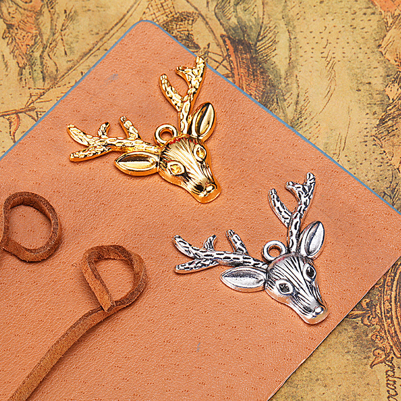 Christmas Reindeer Head Alloy Charm Pendant 36x33mm