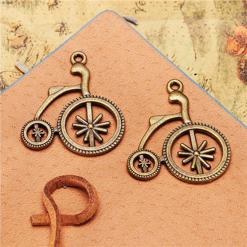 Bicycle Alloy Charm Pendant 32x27mm
