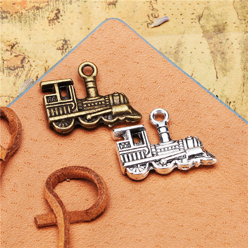 Double-Sided Mechanical Train Alloy Charm Pendant 22x17mm