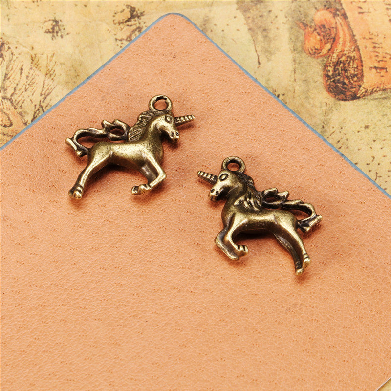 24x23mm Double-Sided Alloy Unicorn Pegasus Charm Pendant