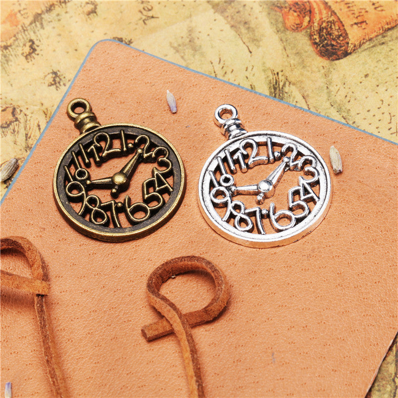 33x25mm Vintage Hollow Clock Alloy Charm Pendant
