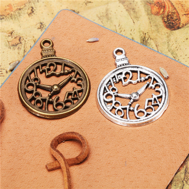 37x28mm Vintage Alloy Clock Charm Pendant
