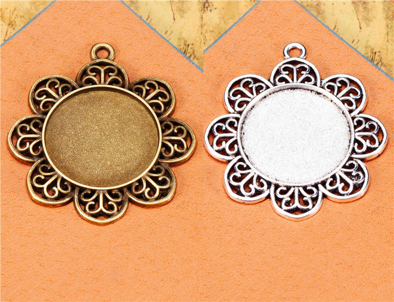 25mm Petal Cabochon Tray Bezel Setting Pendant Base