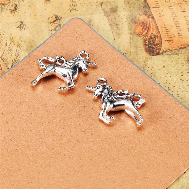 24x23mm Double-Sided Alloy Unicorn Pegasus Charm Pendant