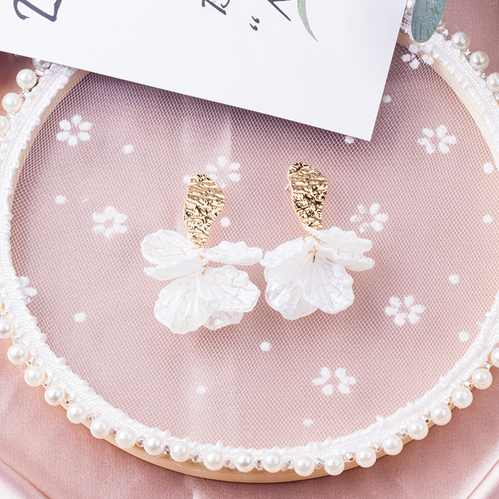 Gold Textured Oval and White Petal Cluster Stud Earrings