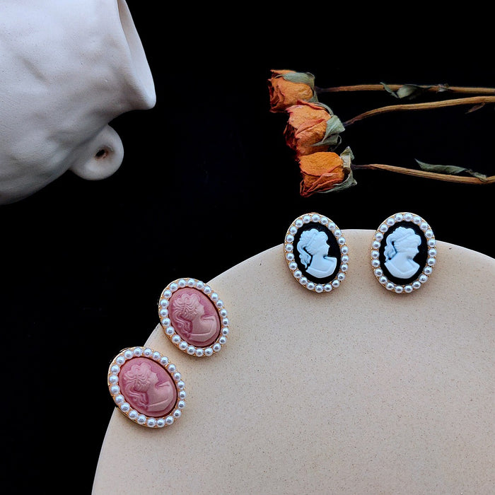 Oval Pearl Rim Cameo Portrait Stud Earrings Gold Tone