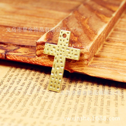 31x19mm Speckled Cross Alloy Charm Pendant