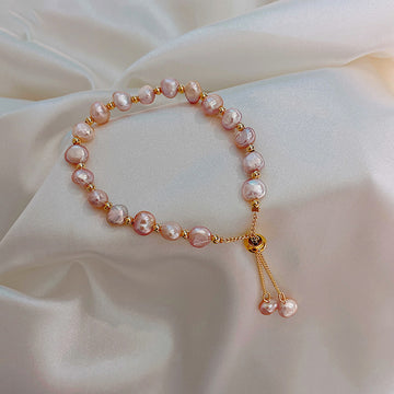 Freshwater Pearl Bracelet Assortment In Seven Distinct Designs