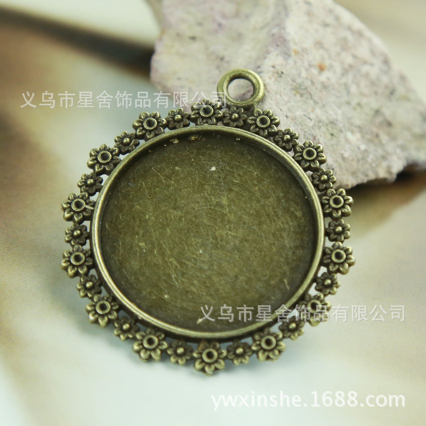 42mm Flower Pendant Base for 30mm Cabochon