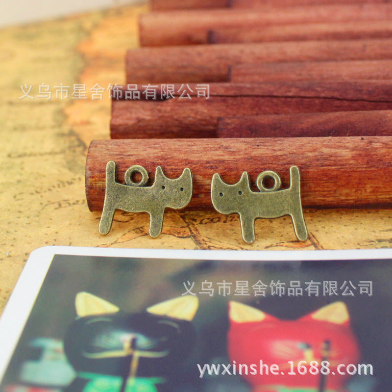 Vintage Cute Cat Alloy Charm Pendant 14x11mm