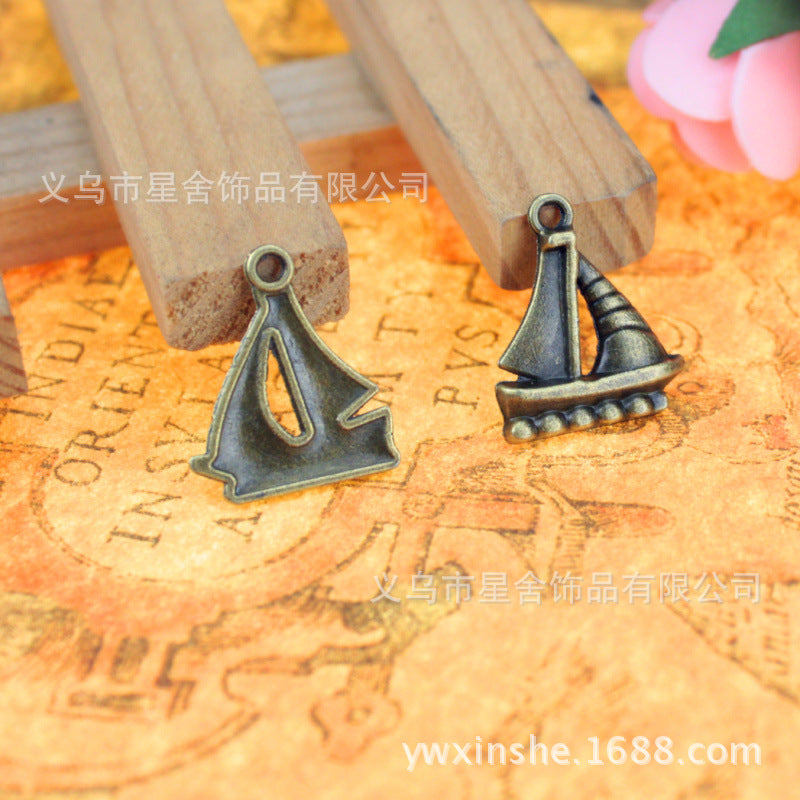 20x16mm Alloy Sailboat Charm Pendant Nautical Jewelry Finding