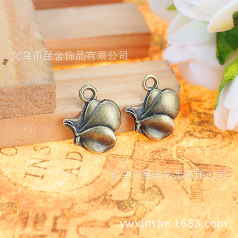 Vintage Small Butterfly Alloy Charm Pendant 15x13mm