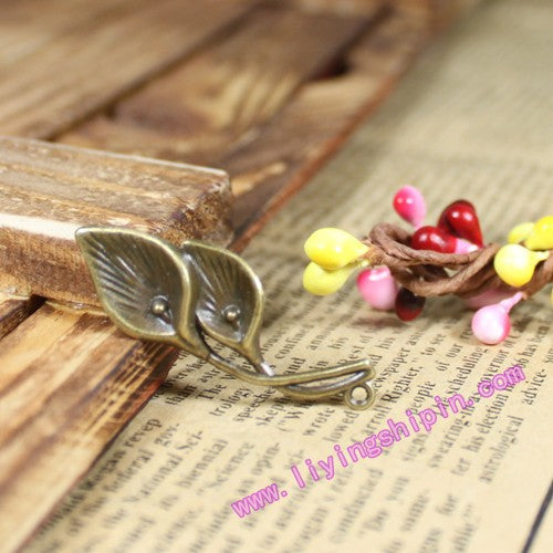 Vintage Alloy Calla Lily Charm Pendant 39x13mm for DIY Jewelry