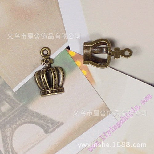 Vintage Half Crown Alloy Charm Pendant 20x12mm
