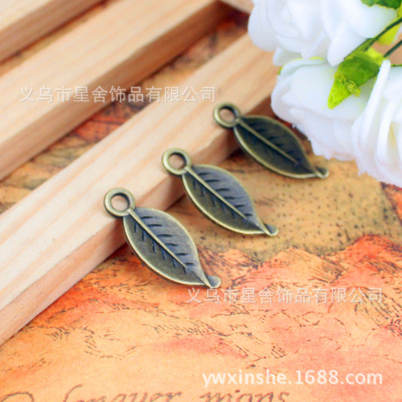 24x10mm Vintage Leaf Alloy Charm Pendant