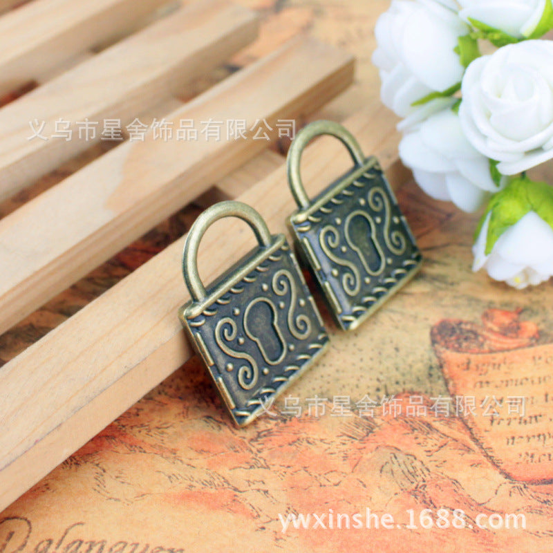 Patterned Lock Charm Pendant with 20mm Square Bezel Setting