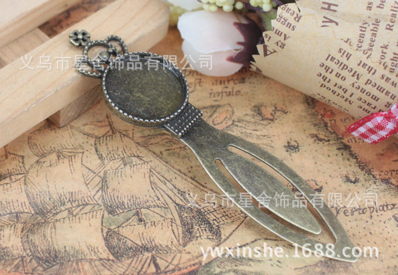 20mm Crown Cabochon Tray Bookmark Base in Antique Bronze Alloy