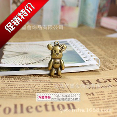 29x16mm Vintage Alloy Love Girl Bear Charm Pendant
