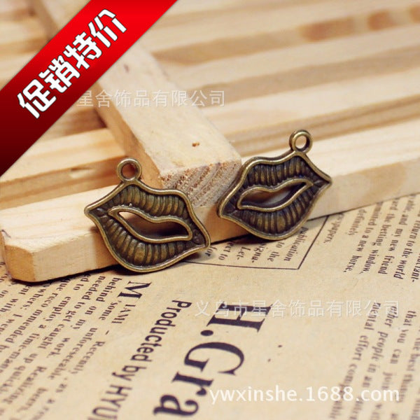 Vintage Double-Sided Lip Alloy Charm Pendant, 24x20mm