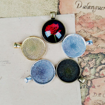 Round Cabochon Pendant Settings in Four Metal Finishes