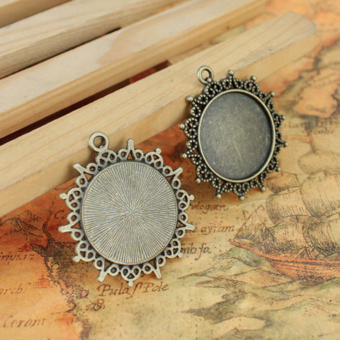 25mm Round Lace Bezel Setting Cabochon Tray Pendant