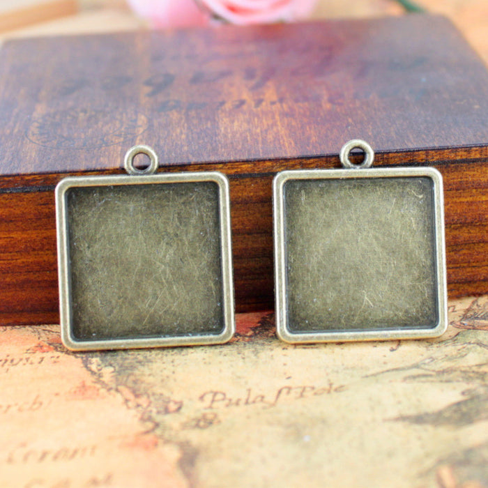 Vintage 20mm Square Cabochon Tray Bezel Setting Pendant