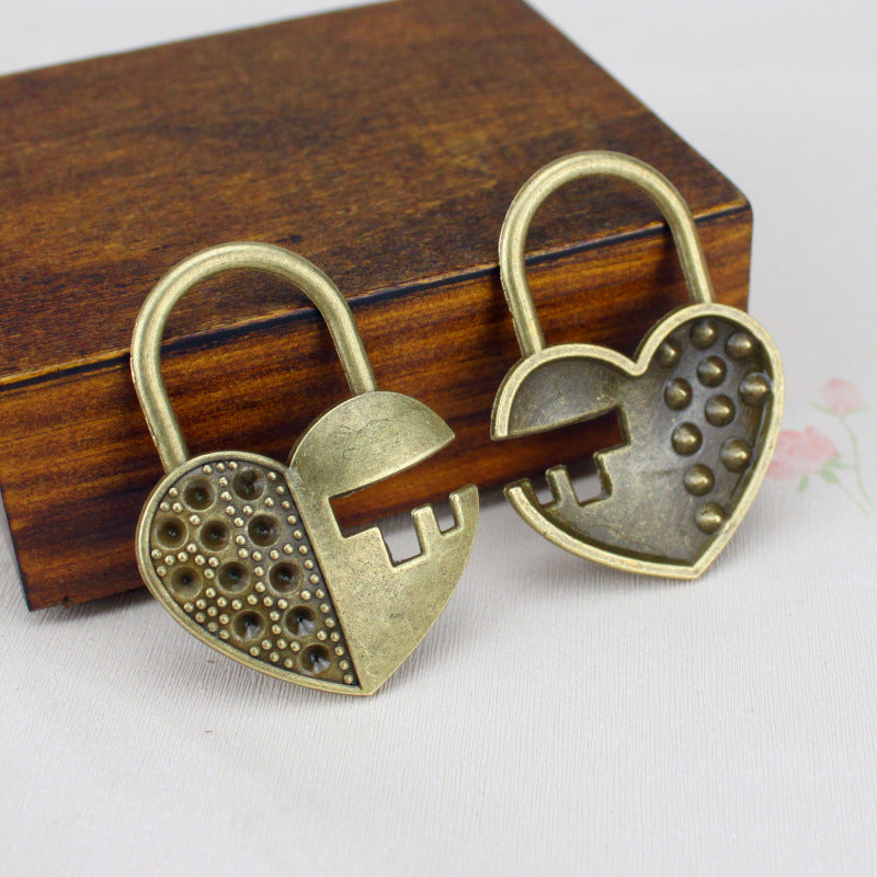 Vintage Heart Lock Charm Pendant 46x34mm