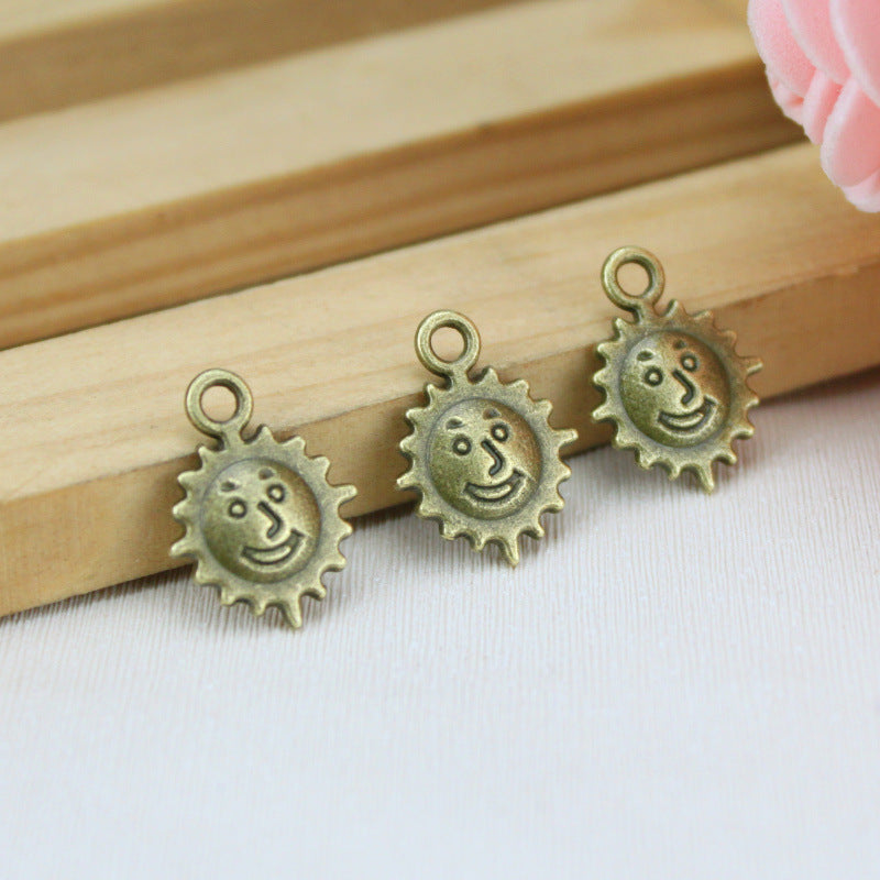 Vintage Smiley Sun Alloy Charm Pendant 12mm