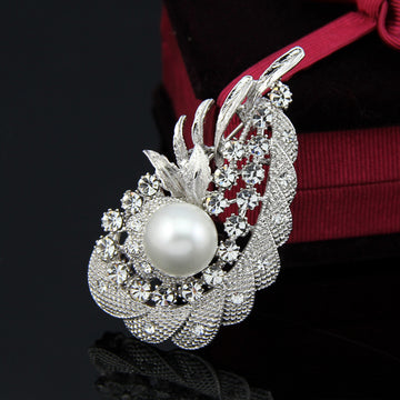 Black Silver Tone Pearl Crystal Feather Crystal Pearl Look Metal Brooch Pin