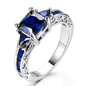 Square Colored Center Ring Triangle Sides Openwork Band