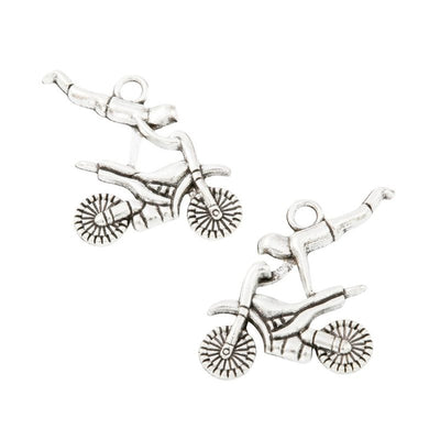 Finish comparison of 越野摩托车 charm on a white background