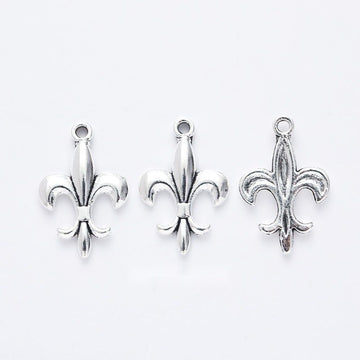 Fleur De Lis Charm in Antique Silver for Jewelry Making