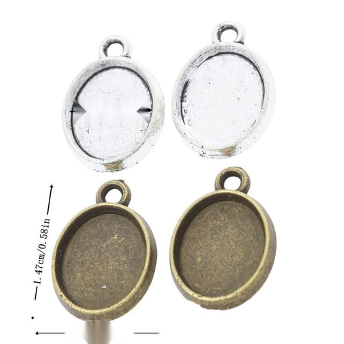 Small Oval Cabochon Tray shown on a white background