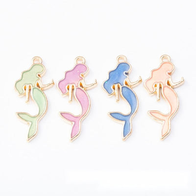 Overview of mermaid charms in the available designs and finishes