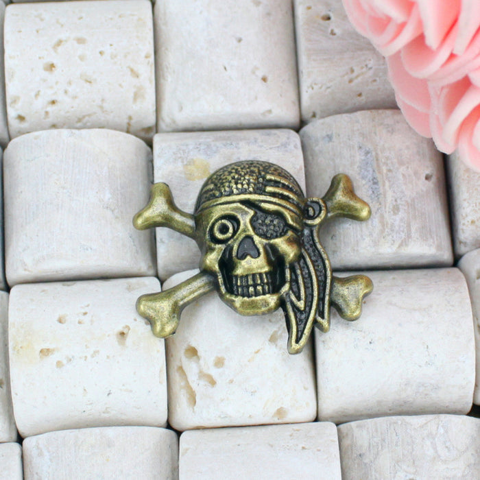 Vintage Pirate Skull Alloy Charm Pendant 31x26mm