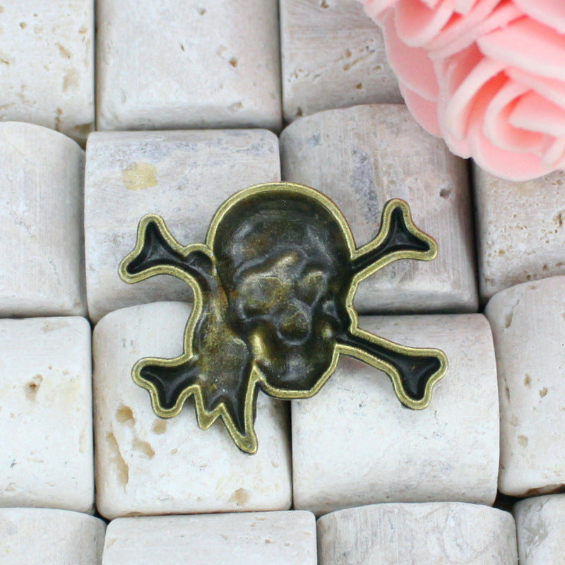 Vintage Pirate Skull Alloy Charm Pendant 31x26mm