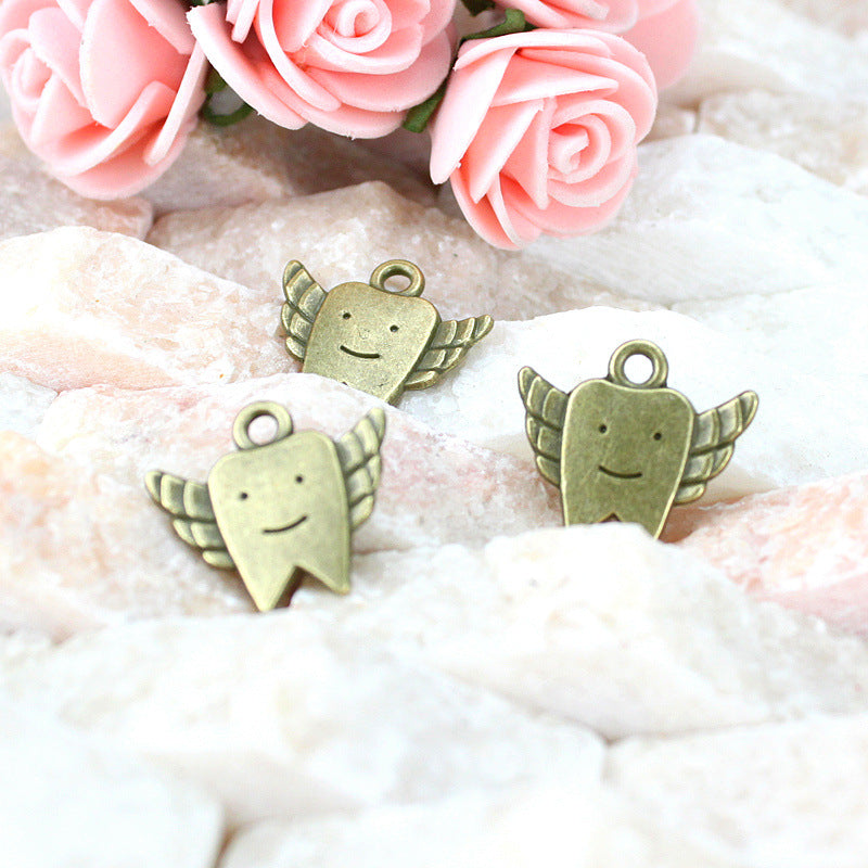 20x18mm Vintage Double-Sided Tooth Angel Baby Alloy Charm Pendant