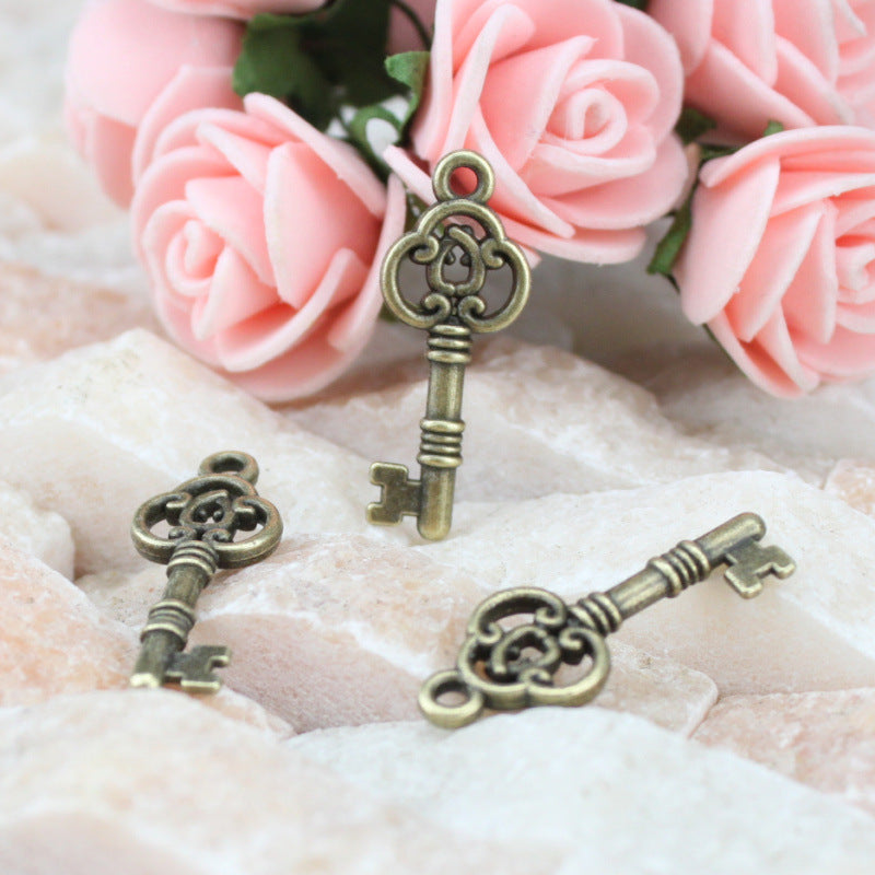 Vintage 28x11mm Double-Sided Alloy Key Charm Pendant
