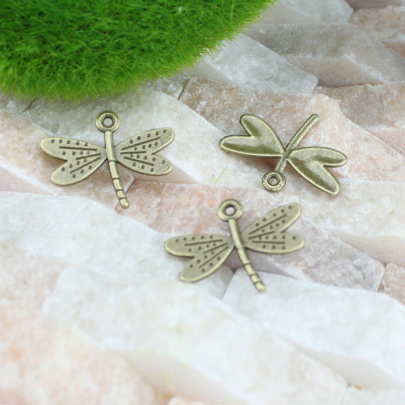 Vintage Dragonfly Alloy Charm Pendant 25x19mm