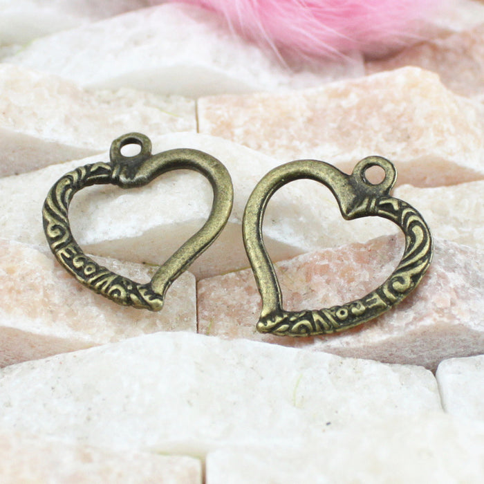 25x22mm Vintage Hollow Heart Alloy Charm Pendant