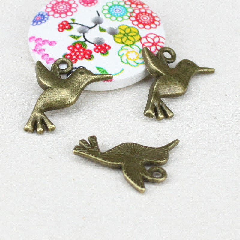 Vintage Mini Bird Alloy Charm Pendant 16×14mm