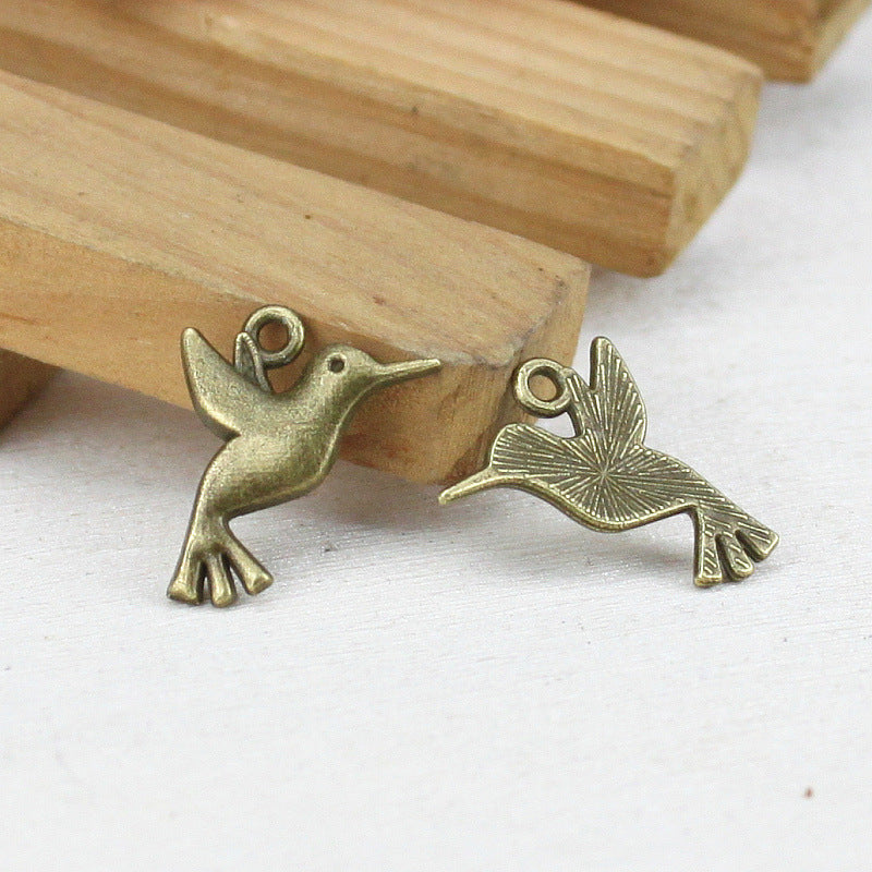 Vintage Mini Bird Alloy Charm Pendant 16×14mm