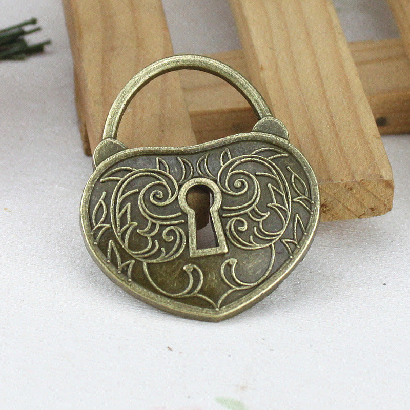 41x36mm Vintage Tiger Head Padlock Alloy Charm Pendant