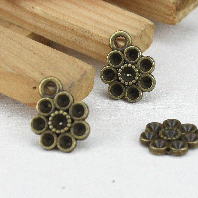 Vintage Multi-Hole Flower Alloy Connector Charm 15mm