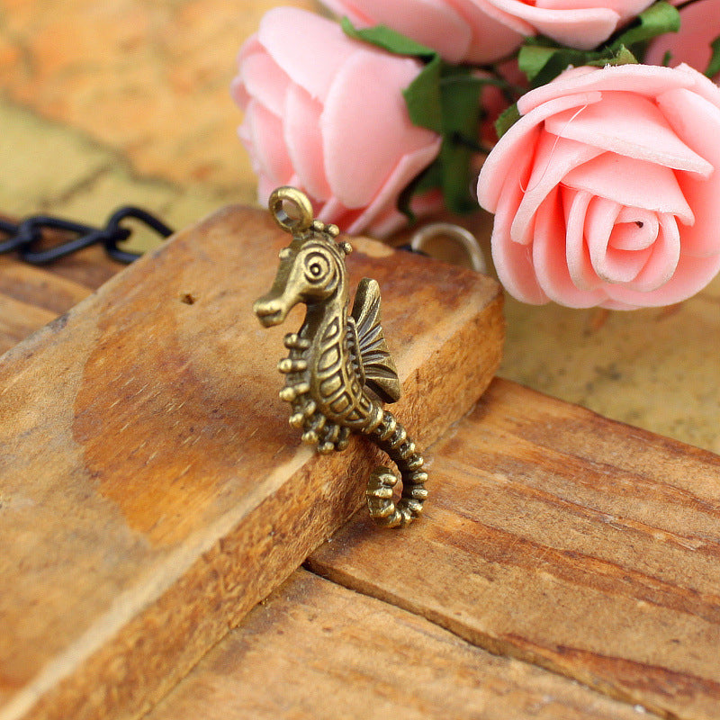 29x13mm Vintage Seahorse Alloy Charm Pendant
