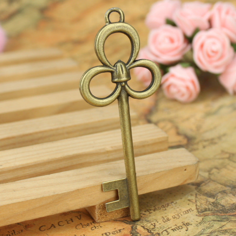 Vintage Skeleton Key Wand Alloy Charm Pendant