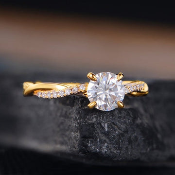 Gold Round CZ Solitaire Twisted Pavé Split Shank Ring
