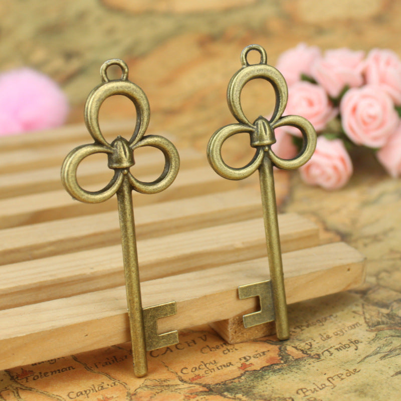 Vintage Skeleton Key Wand Alloy Charm Pendant